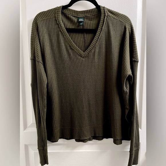 2/$20 ✨Wild Fable Ribbed Long Sleeve Top Olive Green Size XS - Picture 3 of 7
